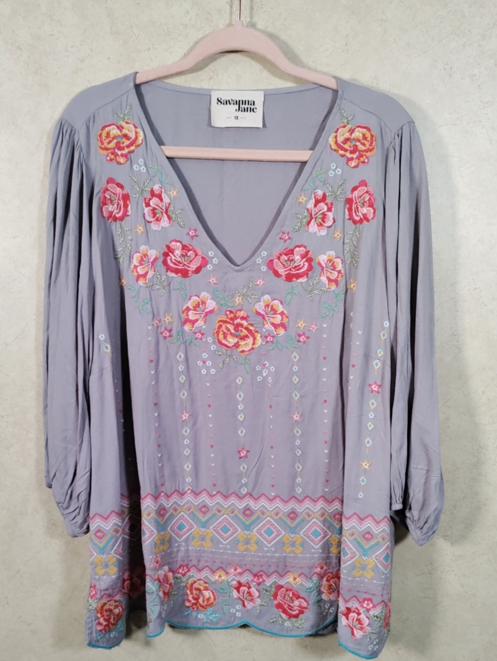 H084 Savanna Jane Gray Floral Embroidered V-Neck Tunic Top 1X